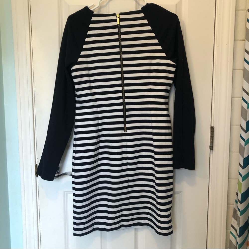 😎3/$10 Michael Kors striped dress - Picture 9 of 15